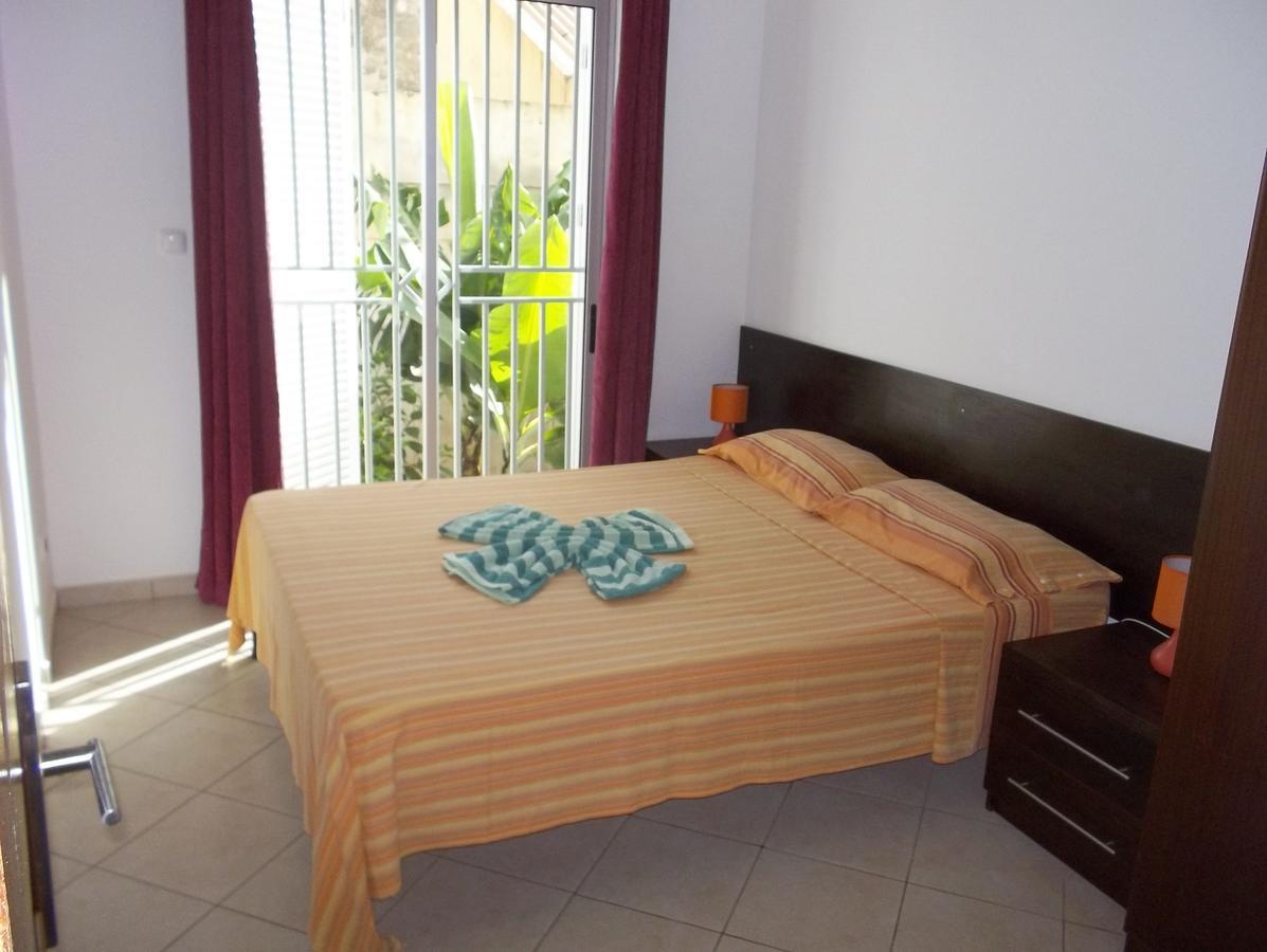 Basic Hotel Mindelo Luaran gambar