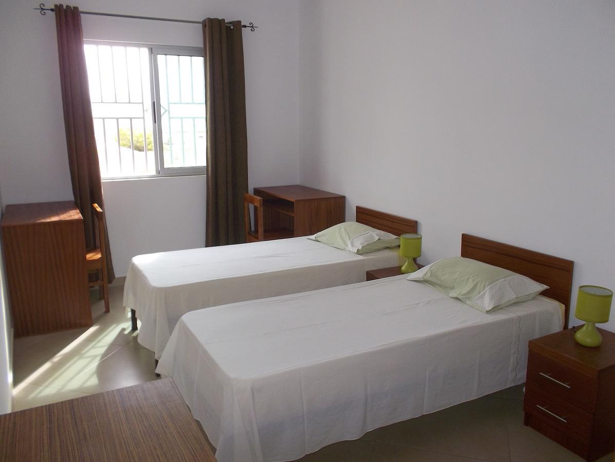 Basic Hotel Mindelo Luaran gambar